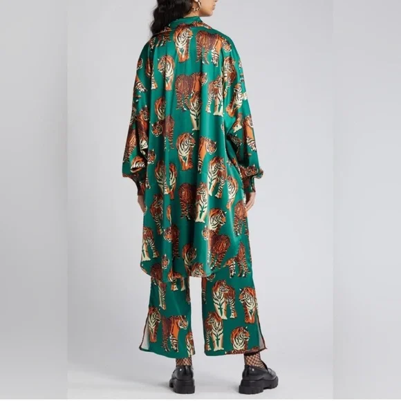 Wild Woman satin pantsuit - TOP ONLY - Picture 2 of 3